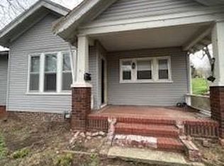 1321 S 17th St, Saint Joseph, MO 64507