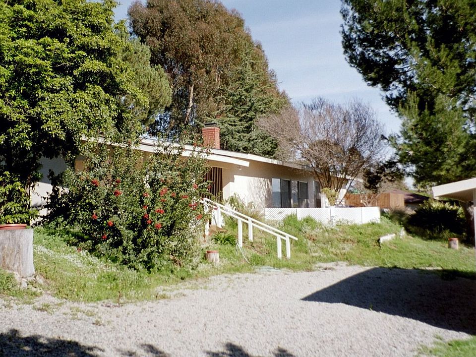 1st image of 300 Mar Vista Dr