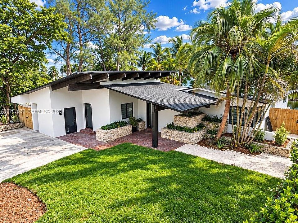 1st image of 5600 SW 55th St