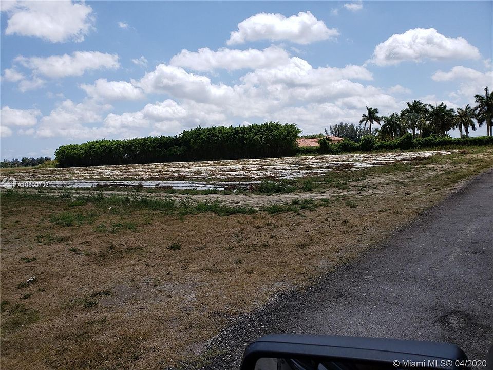 2nd image of 18100 SW 160th Ave