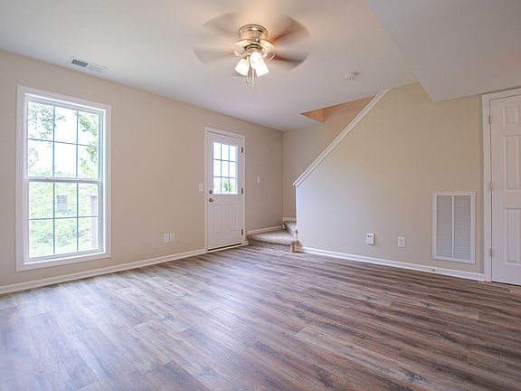 4th image of 2064 Tynewood Dr