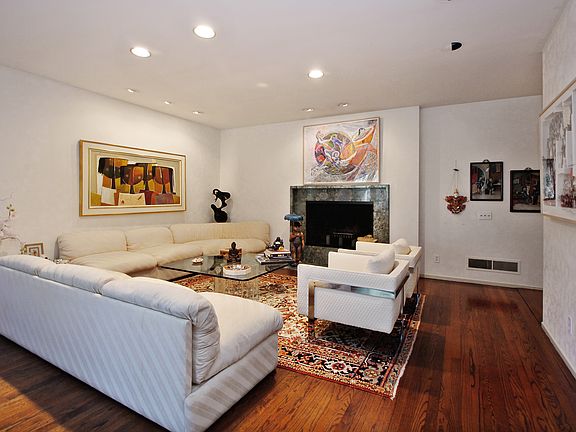 4th image of 50 Brite Ave