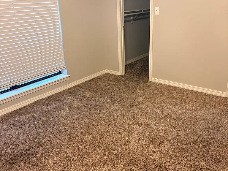 827 Hardy Springs Cir #B — Photo 22