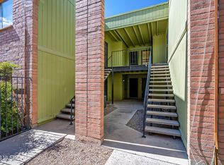 1524 S Columbus Blvd, Tucson, AZ 85711