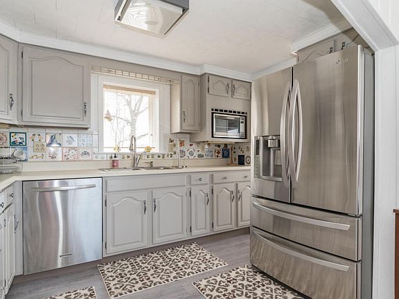 4th image of 82750 Waldron Dr