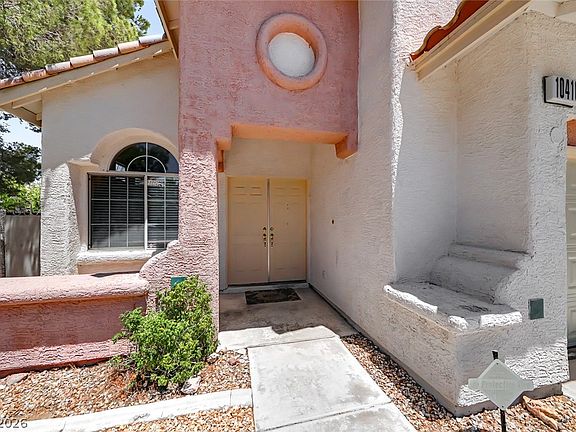 3rd image of 10416 Horseback Ridge Ave