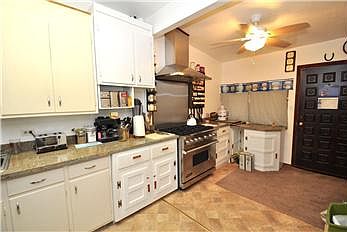 5th image of 22 Cherry St