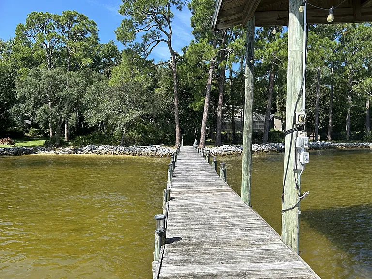 150 Kelly Ln — Photo 16