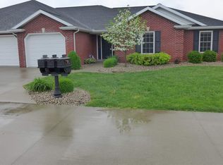 3559 Manor Dr, Jasper, IN 47546