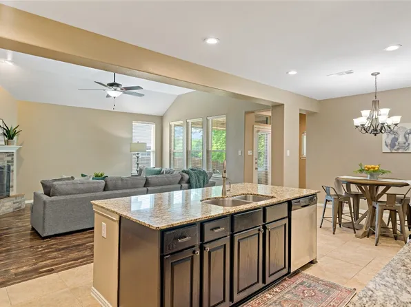 407 Boxwood Trl, Forney, TX 75126