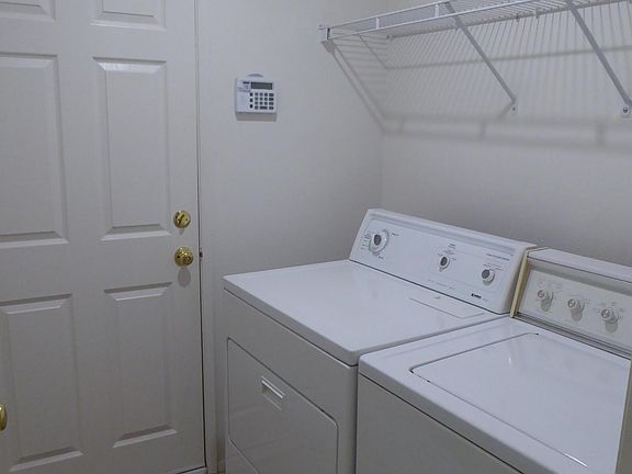 5th image of 26970 Holly Grove Ct