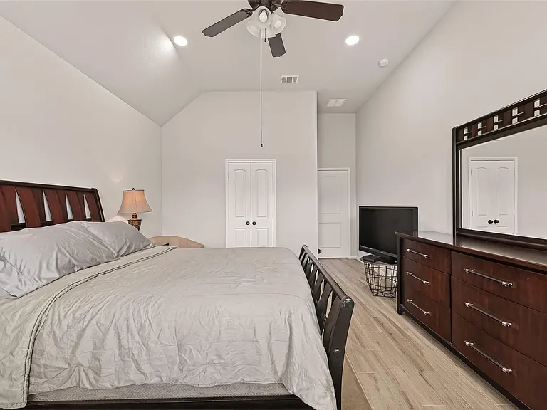 24015 Purple Clover Ln — Photo 22