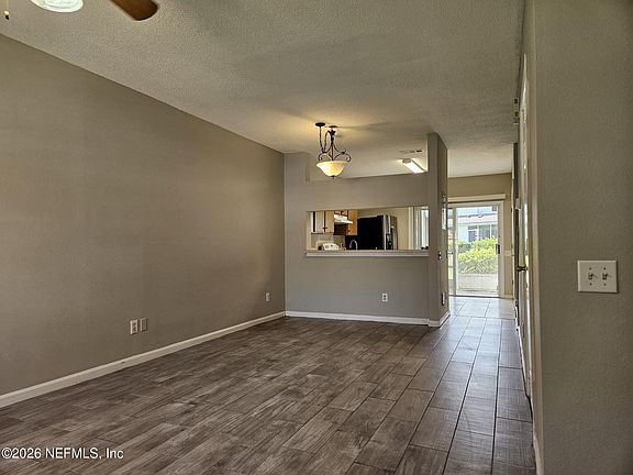 4th image of 12311 KENSINGTON LAKES Drive #2101