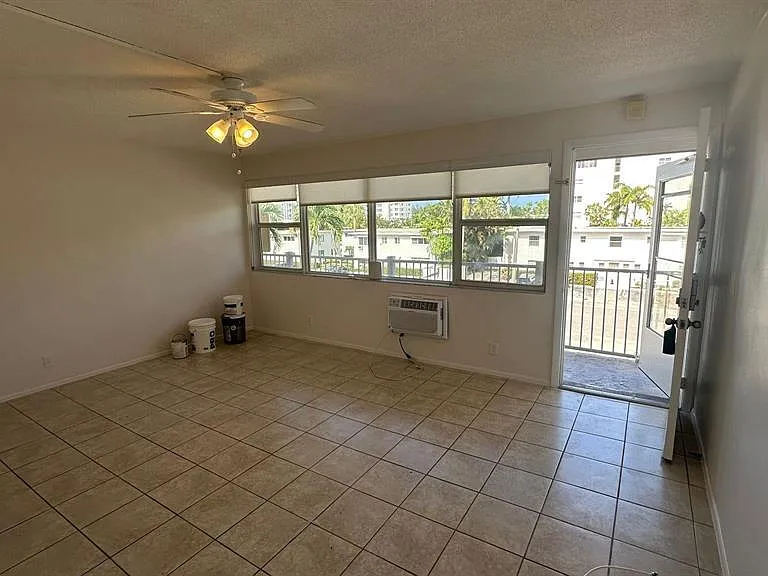 625 Antioch Ave #302 — Photo 17
