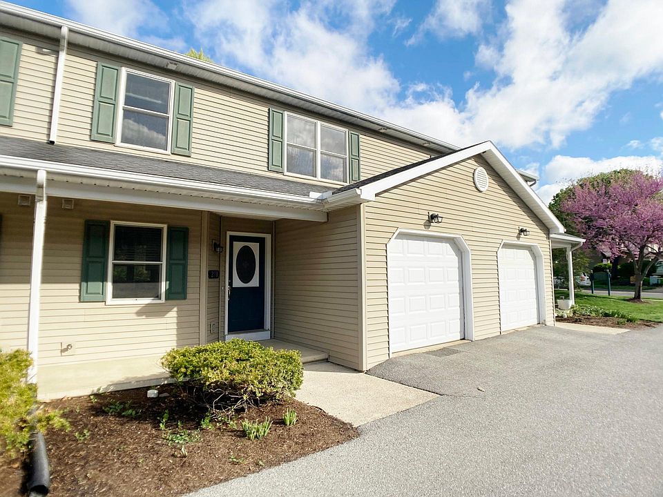 1st image of 2562 Carnegie Dr