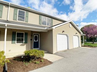 2562 Carnegie Dr, State College, PA 16803