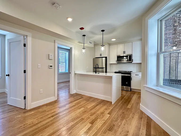 64 N Margin St #3 — Photo 1