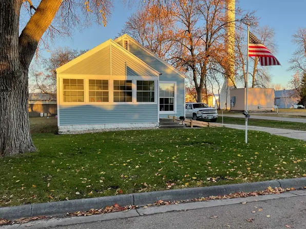 3025 3rd St, Lake Park, MN 56554