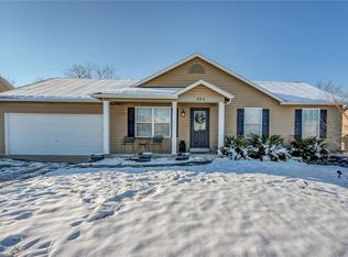 323 Aspen Creek Dr, Wentzville, MO 63385