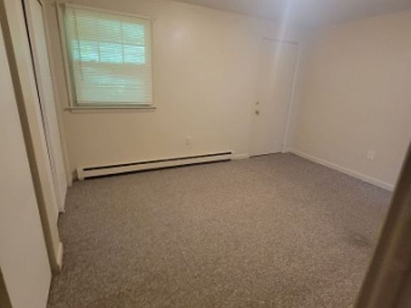 3rd image of 1139 Thorndike St #12