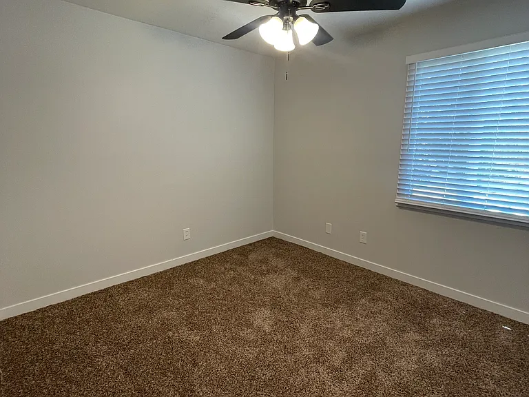 4731 W Northern Ave — Photo 16