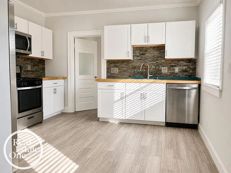 636 Neff Rd — Photo 9