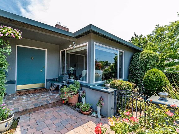 5th image of 1128 Koch Ln