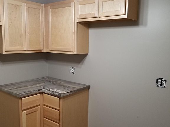 4th image of 2710 Lake Michigan Dr NW #East