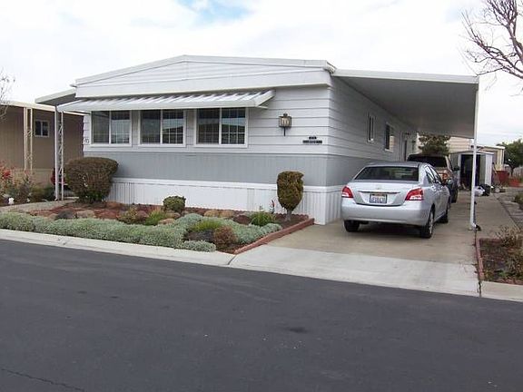 Room for 2 cars. Storage