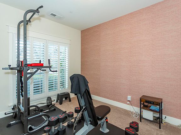 5th image of 3850 Grants Ln