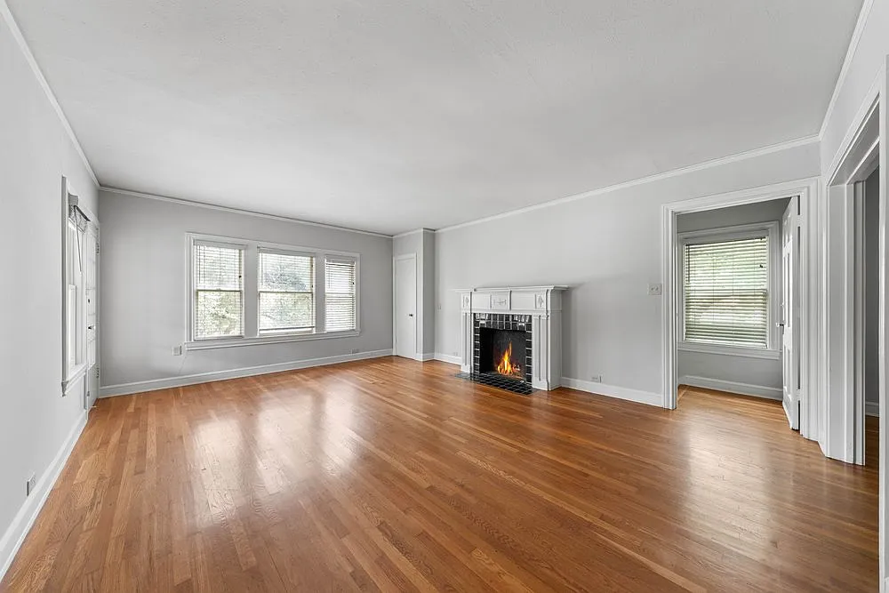 2 bed, 1300 sqft, $1,415 — Photo 4
