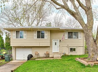130 Glenbrook Dr, Glenwood, IA 51534