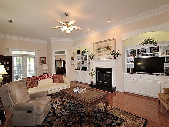 4th image of 3517 Belmont Cir