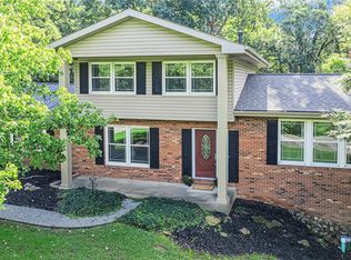 120 W Woodland Dr, Aliquippa, PA 15001