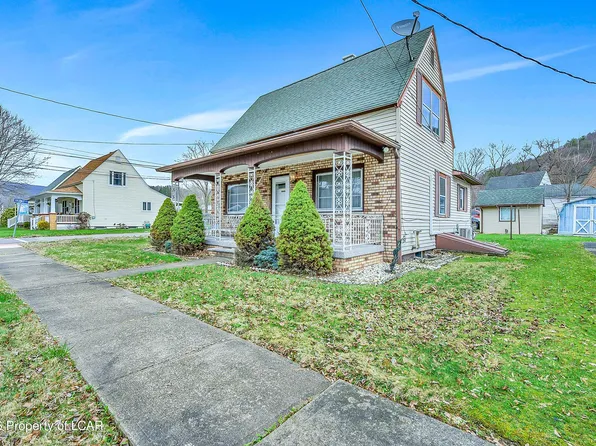 118 Italy St, Mocanaqua, PA 18655