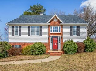 5895 Summer Trace Ln, Winston Salem, NC 27105