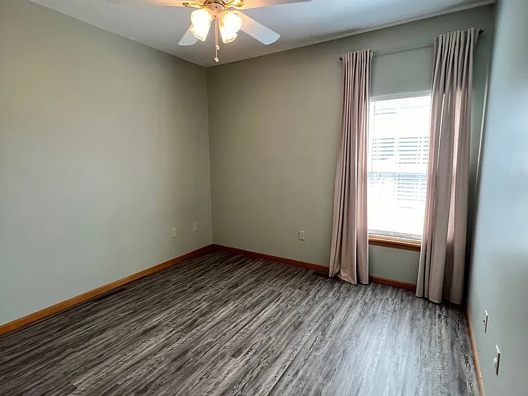 2214 Elk Ct — Photo 14