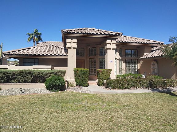 2nd image of 3612 E Woodland Dr