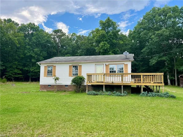 19011 Indian Town Rd, Capron, VA 23829
