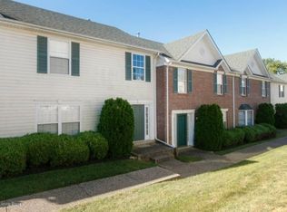 8025 Aspen Green Ln, Louisville, KY 40291