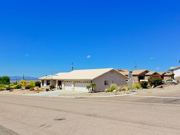 4th image of 3205 Sombrero Dr
