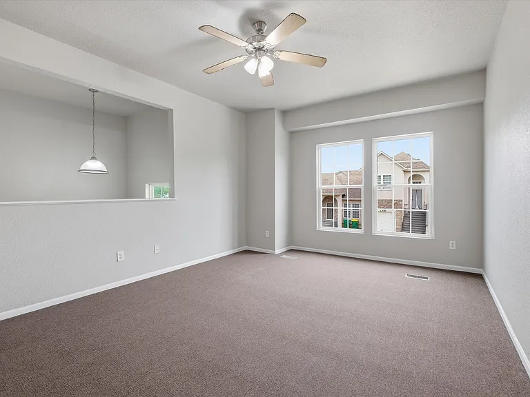 10341 Parkview Ave — Photo 24