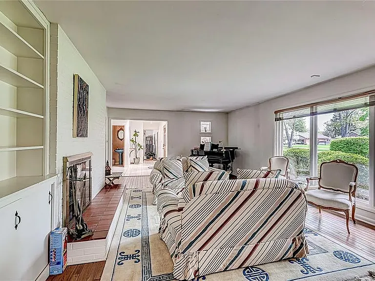 3320 Grove Pkwy #1 — Photo 25