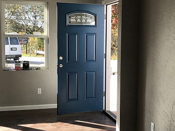 5th image of 5481 Main St