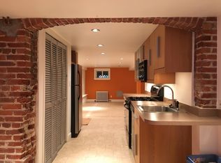 2304 38th St NW #B, Washington, DC 20007