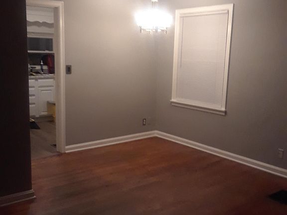 5th image of 1030 Highridge Ave