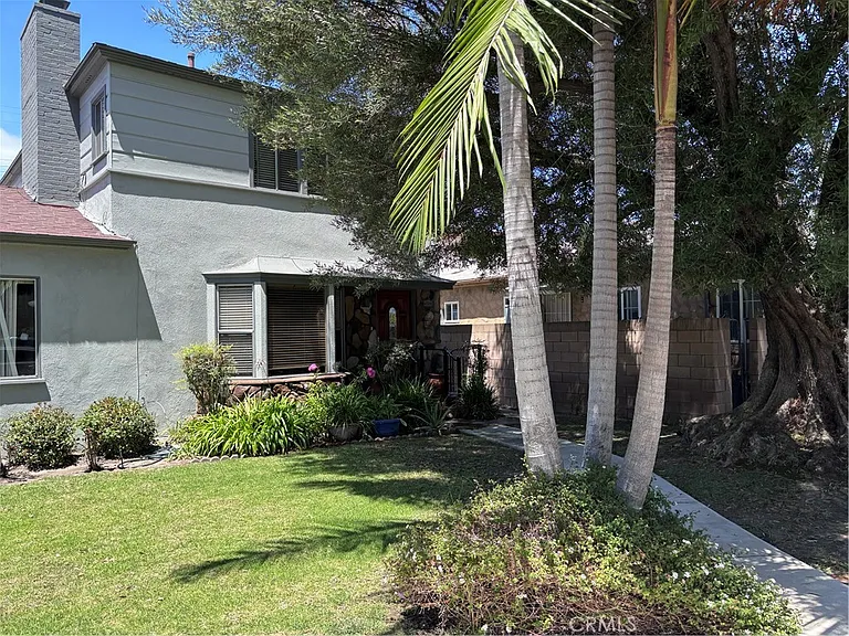 4565 E Carson St — Photo 22