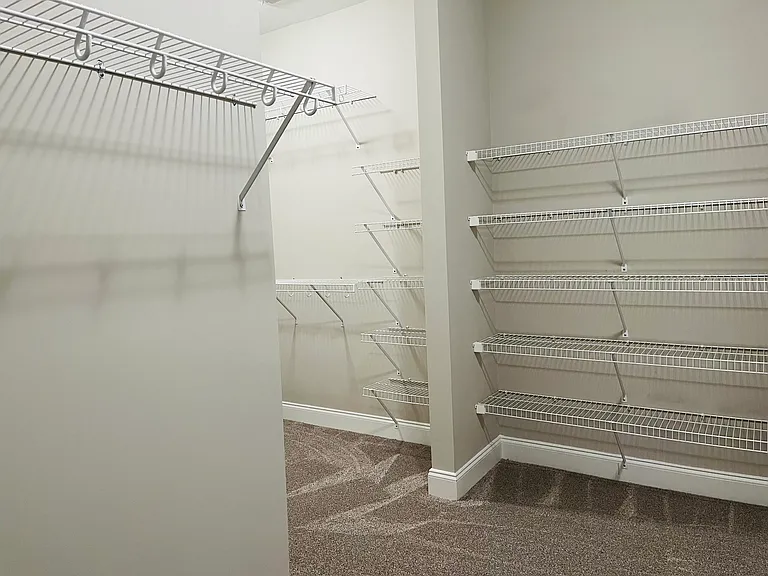 350 Braeden Way — Photo 12