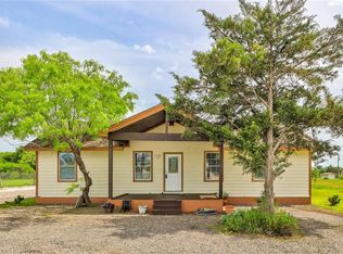 111 Habana Ct, Del Valle, TX 78617
