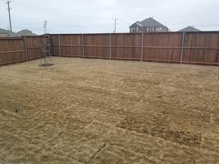 2113 Burke Dr — Photo 16